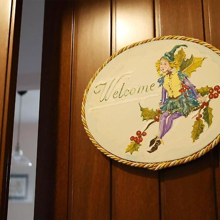 Casa Vacanze L'Acquerello Lari Eksteriør billede