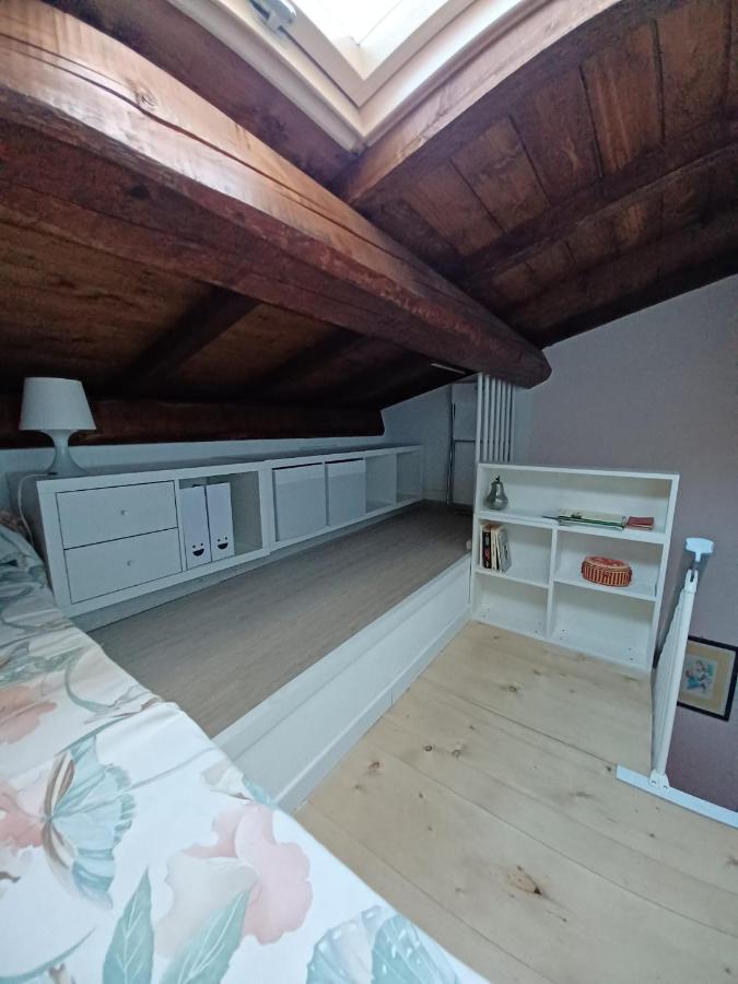 Casa Vacanze L'Acquerello Lari Eksteriør billede