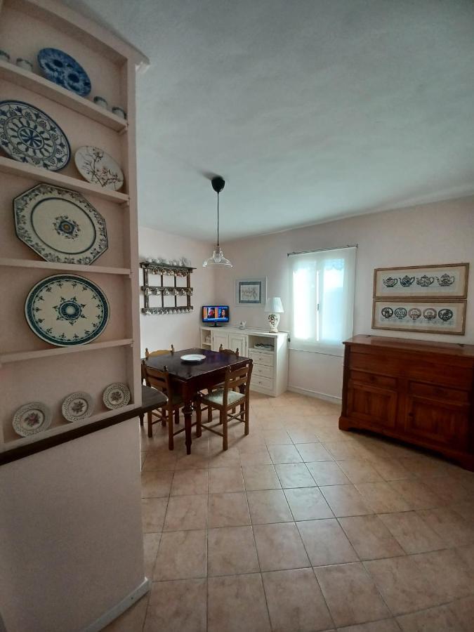 Casa Vacanze L'Acquerello Lari Eksteriør billede