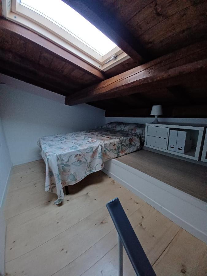 Casa Vacanze L'Acquerello Lari Eksteriør billede