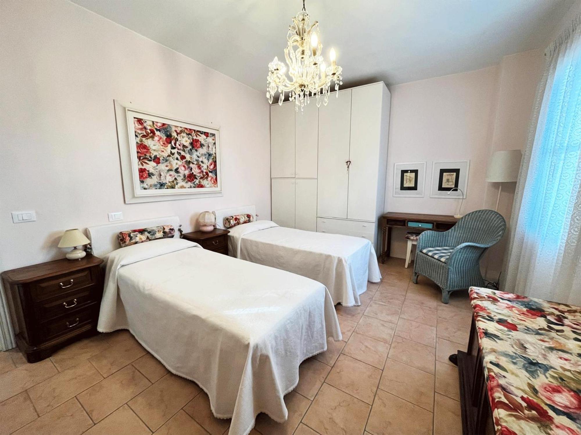 Casa Vacanze L'Acquerello Lari Eksteriør billede