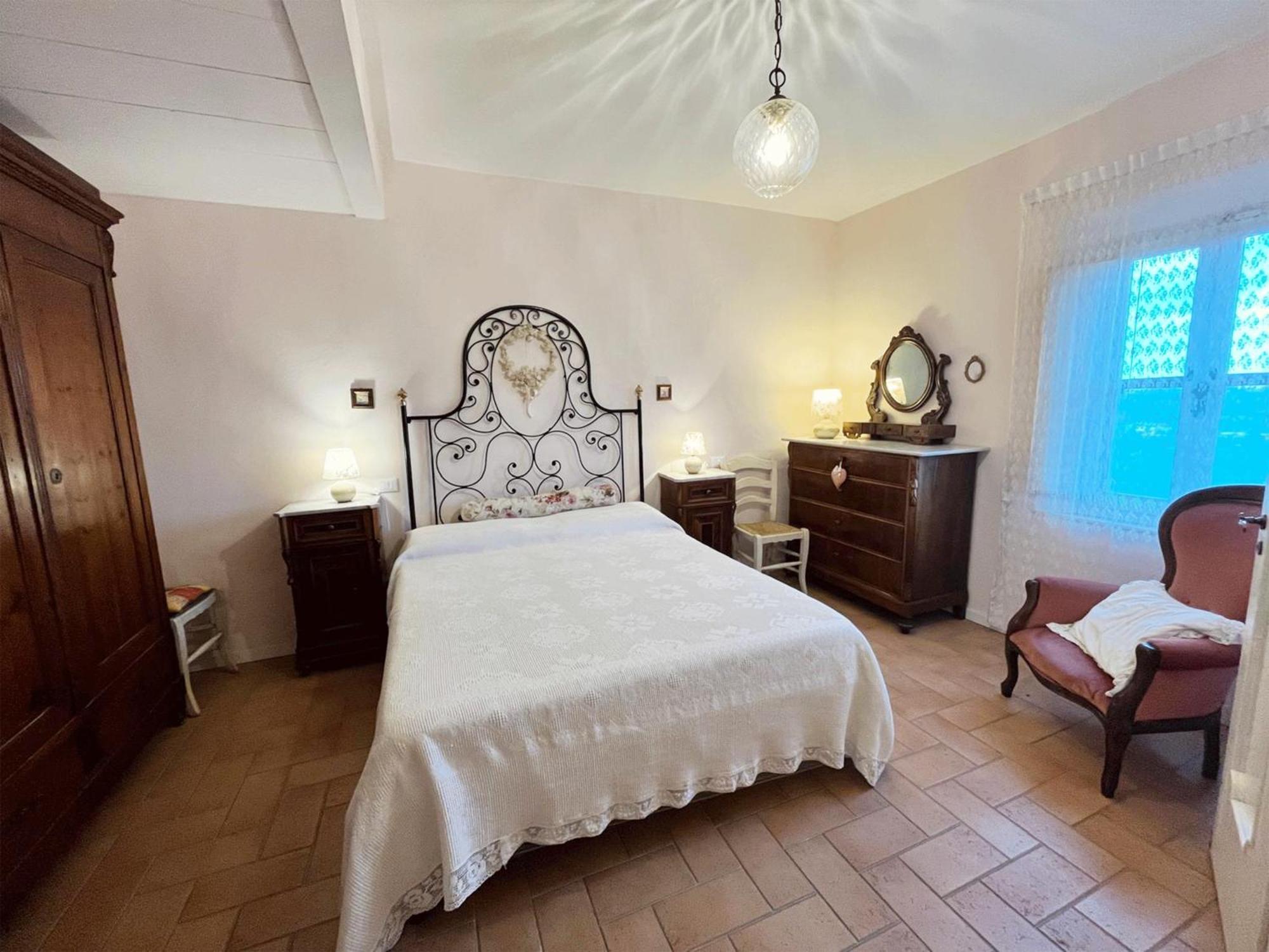 Casa Vacanze L'Acquerello Lari Eksteriør billede